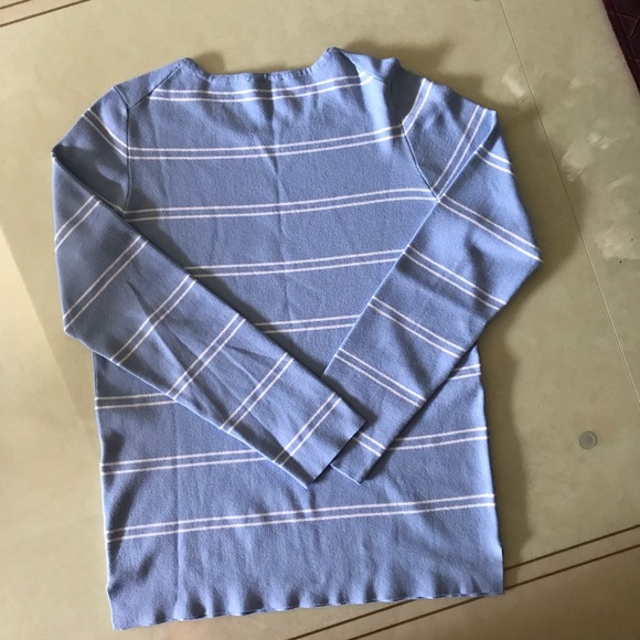 Women’s Top - Picture 16 of 16